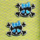 Patch - Skull with hearts - small blue
