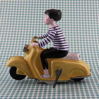 Blechspielzeug - Scooter Girl - Mädchen auf Motorroller - Roller - ocker