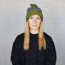 Wollmütze mit Bommel - grau-meliert - grün-oliv - warme Strickmütze - Bommelmütze