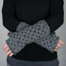 Gauntlets from wool - grey with pattern