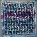 Baumwolltuch - Totenköpfe 1 schwarz - blau tie dye 1 - quadratisches Tuch
