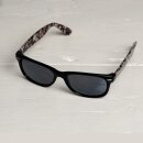 Freak Scene Sunglasses - M - model black and grey